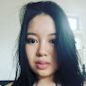 Meet your Posher, Lily